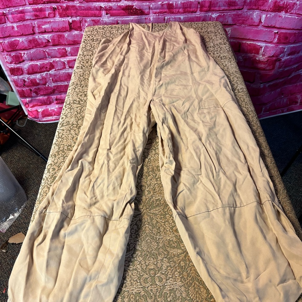 Free People Wide‎ Leg Cream Colored Jumper Woman’s XS